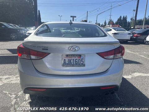 2013 Hyundai Elantra Coupe SE