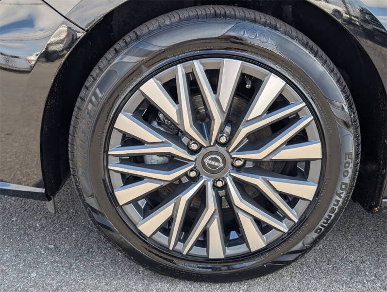 2024 Nissan Altima 2.5 SV