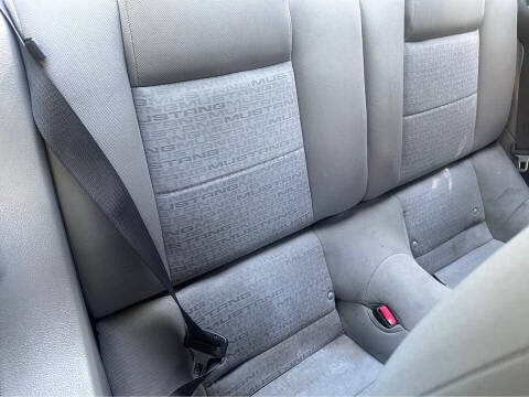 2009 Ford Mustang V6 Premium