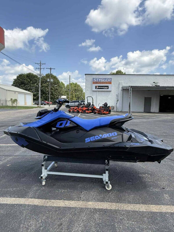 2022 Sea-Doo SPARK TRIXX 3UP