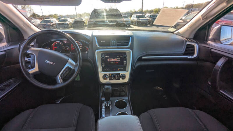 2015 GMC Acadia SLE-2