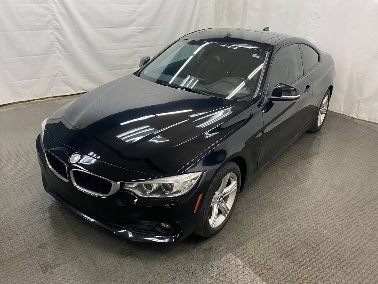 2014 BMW 4 Series 428i xDrive AWD 2dr Coupe SULEV - Black exterior view 5