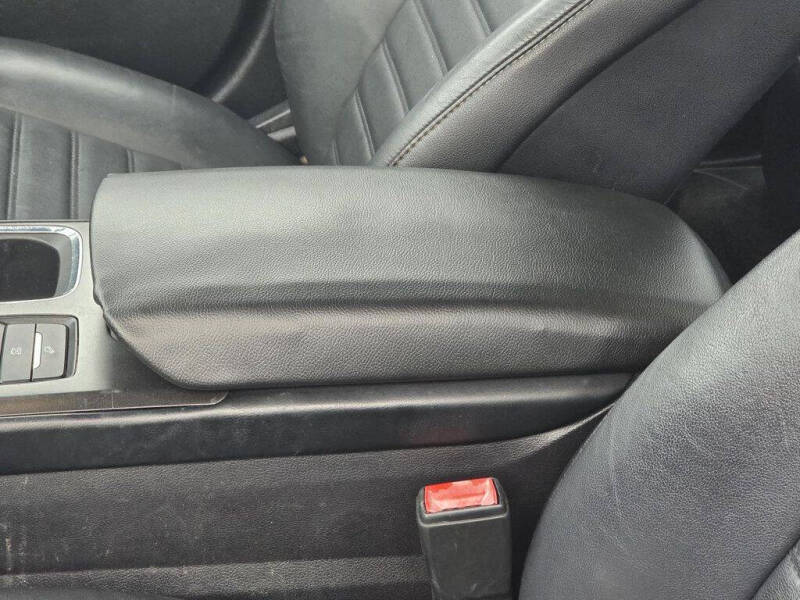 2017 Ford Fusion Hybrid SE