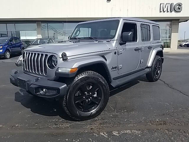 Used 2020 Jeep Wrangler Unlimited Sahara Altitude with VIN 1C4HJXEG9LW338352 for sale in Bellefontaine, OH