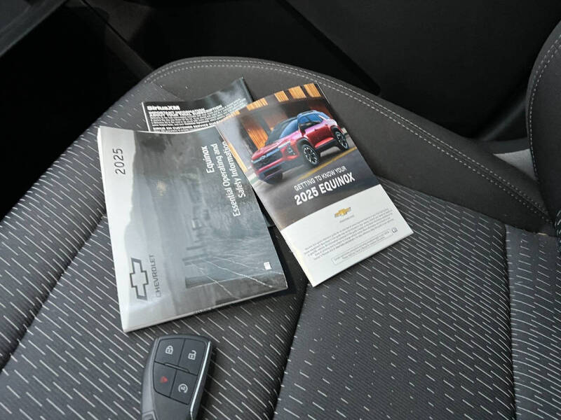 2025 Chevrolet Equinox LT