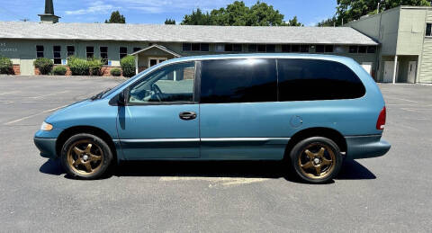 1996 Dodge Grand Caravan SE
