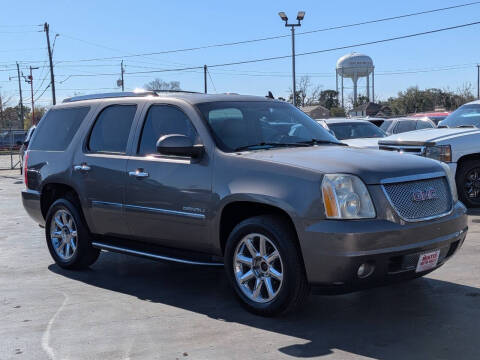 2011 GMC Yukon Denali