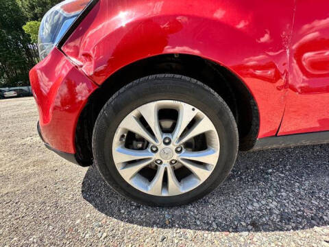 2016 Kia Soul +