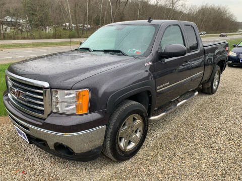 2011 GMC Sierra 1500 for sale at Court House Cars, LLC in Chillicothe OH