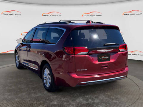 2017 Chrysler Pacifica
