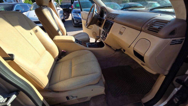 2001 Mercedes-Benz M-Class ML 320