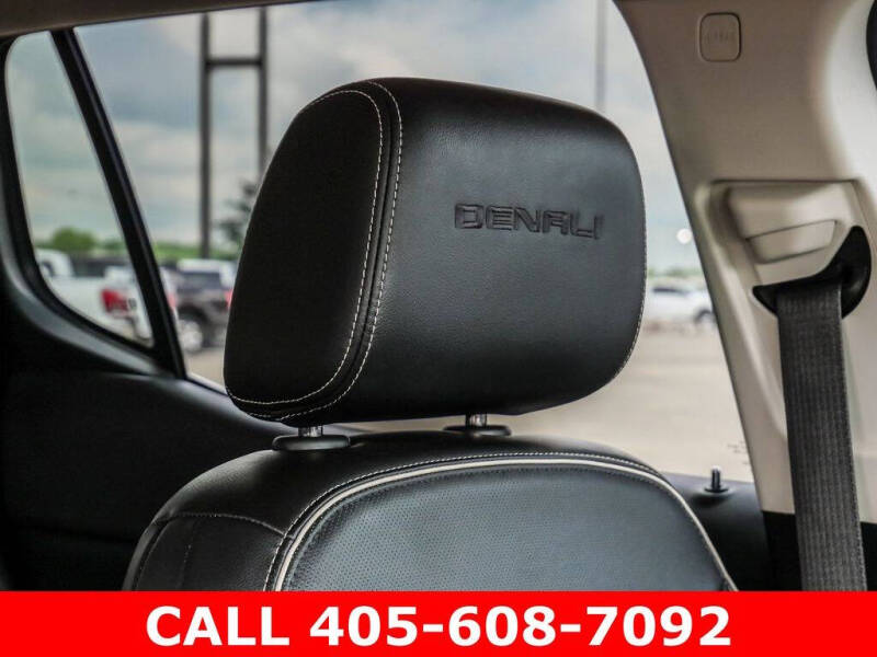 2020 GMC Acadia Denali