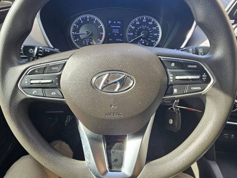 2020 Hyundai Santa Fe SE