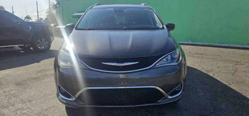2018 Chrysler Pacifica Touring L