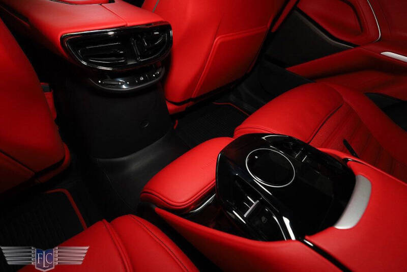 2023 Ferrari Purosangue