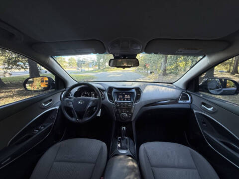 2018 Hyundai Santa Fe SE