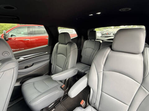 2022 Buick Enclave Essence