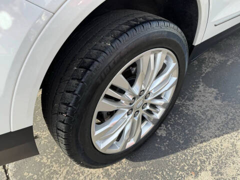 2017 Cadillac XT5 Premium Luxury