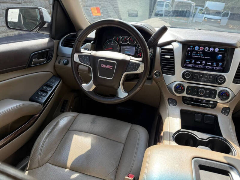 2018 GMC Yukon XL SLT