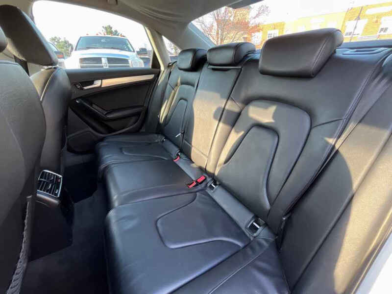 2009 Audi A4 2.0T quattro Premium Plus