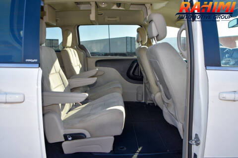 2012 Chrysler Town and Country Touring