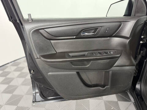 2015 GMC Acadia SLE-2