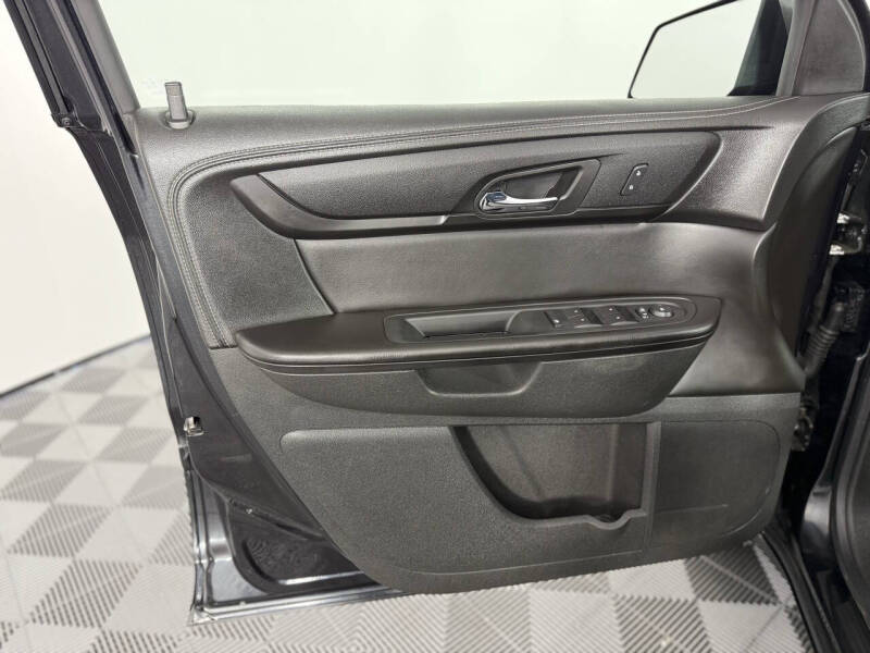 2015 GMC Acadia SLE-2