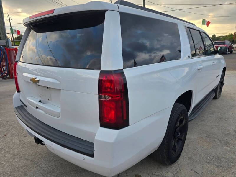 2018 Chevrolet Suburban LT