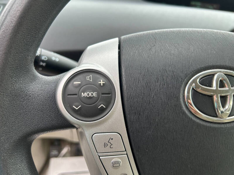 2011 Toyota Prius Three