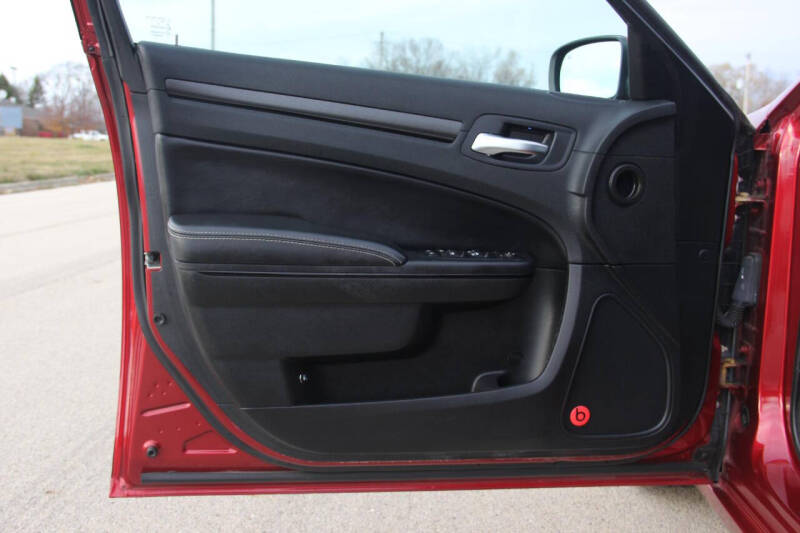 2012 Chrysler 300 S V6