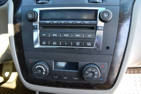 2010 Cadillac DTS Luxury Collection