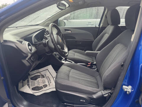 2018 Chevrolet Sonic LT Auto