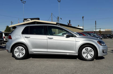 2016 Volkswagen e-Golf SE
