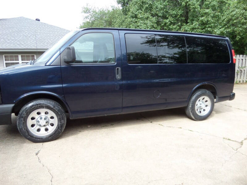 2014 Chevrolet Express for sale at AUTO FLEET REMARKETING, INC. in Van Alstyne TX