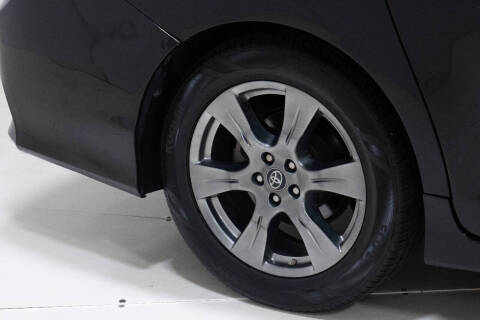 2018 Toyota Sienna SE Premium 8-Passenger