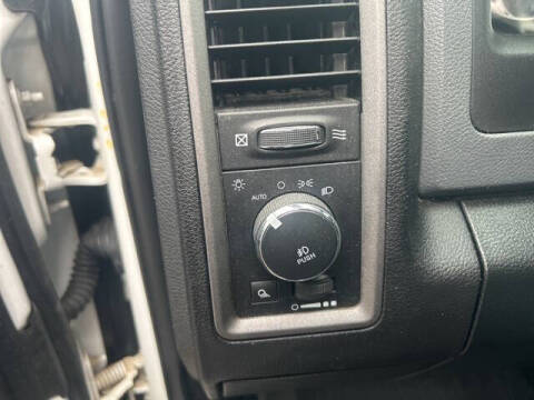 2017 RAM 1500 Express