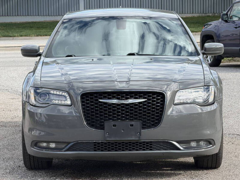 2019 Chrysler 300 S