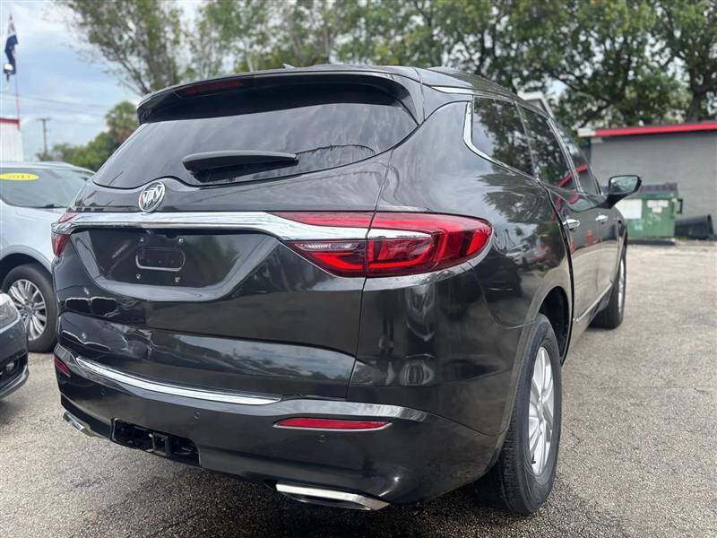 2020 Buick Enclave Essence
