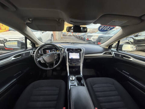 2019 Ford Fusion Hybrid SE