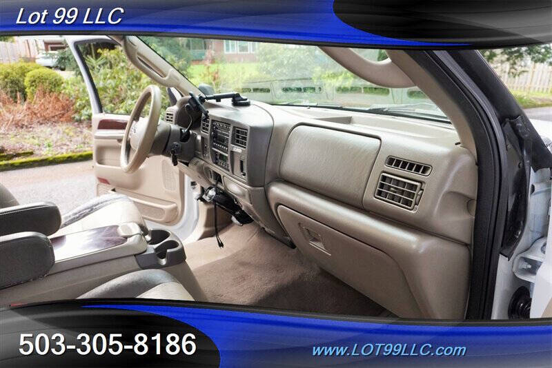 2004 Ford Excursion Eddie Bauer
