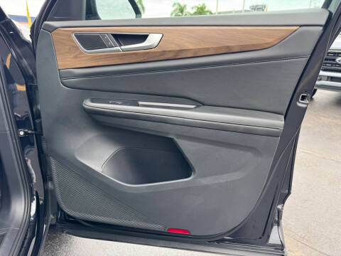 2024 Volkswagen Atlas SE