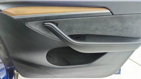 2025 Tesla Model Y Long Range