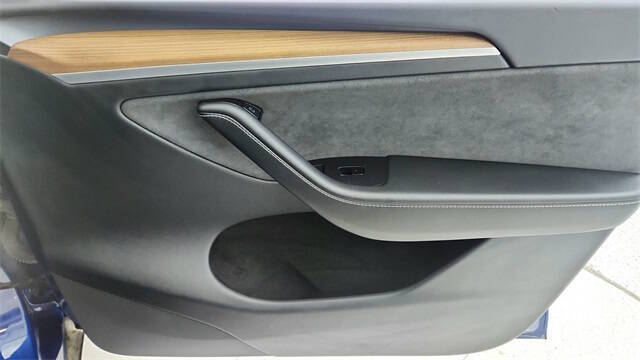 2025 Tesla Model Y Long Range