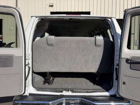 2012 Ford E-Series E-350 SD XLT