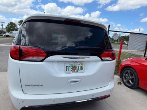 2018 Chrysler Pacifica Touring Plus