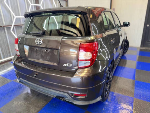 2011 Scion xD Release Series 3.0