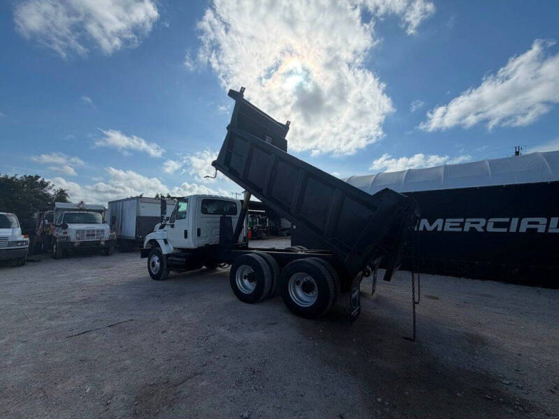 2009 International WorkStar 7400