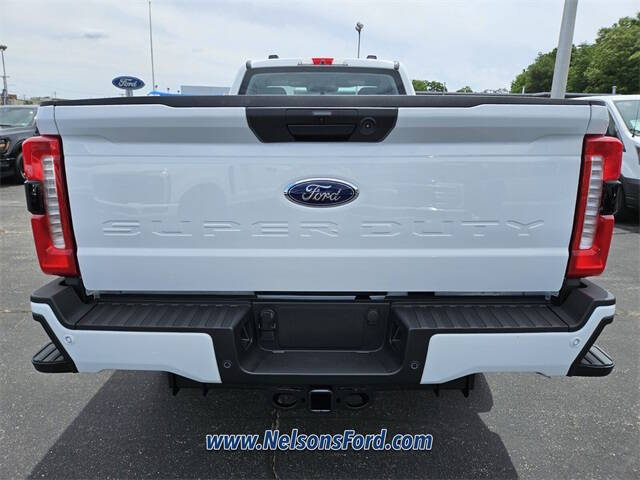 2025 Ford F-350 Super Duty XL
