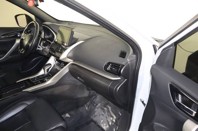 2022 Mitsubishi Eclipse Cross SEL