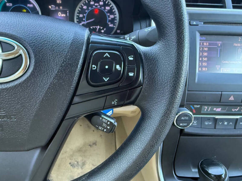 2017 Toyota Camry Hybrid